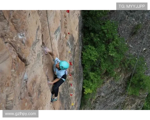 南京攀岩队与广州攀岩队赛后复盘分析战术对抗与表现总结 南京攀岩队与广州攀岩队赛后复盘分析战术对抗与表现总结