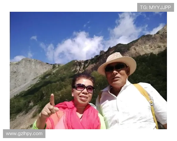 攀登人生的巅峰：陈秀英与深度对话的启示与思考